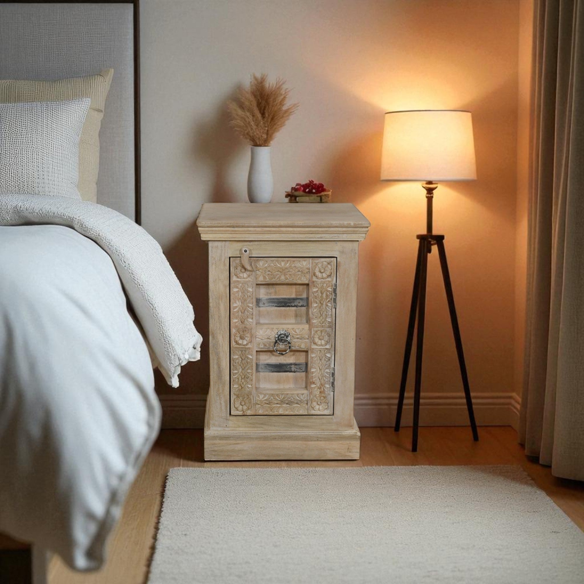 Heritage Bedside / Side Cabinet